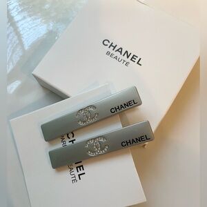 Chanel beauty gift hair clips